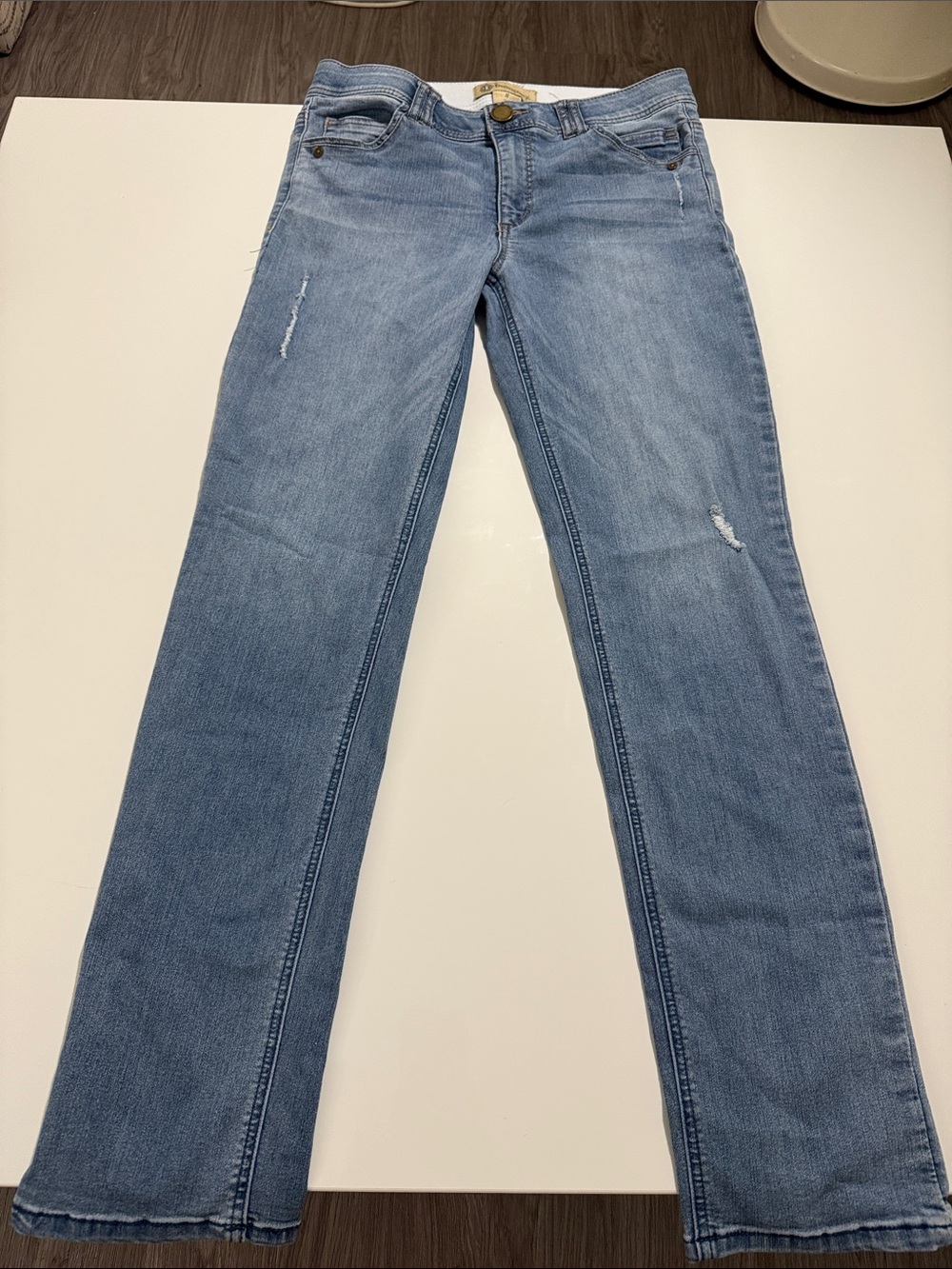 Democracy “Ab” Technology Light Wash Straight Leg Jeans Size 8 - Picture 2 of 12